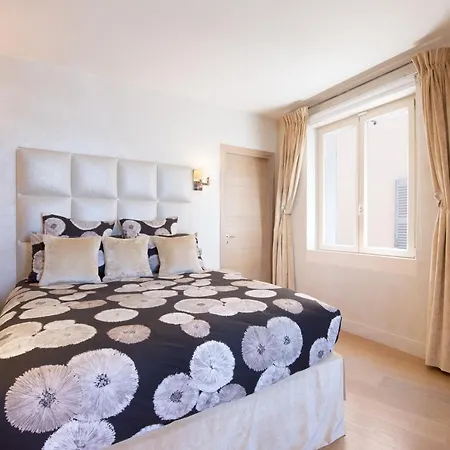 Rare! Appartement, 100m2, Climatise - Port De * Saint-Tropez