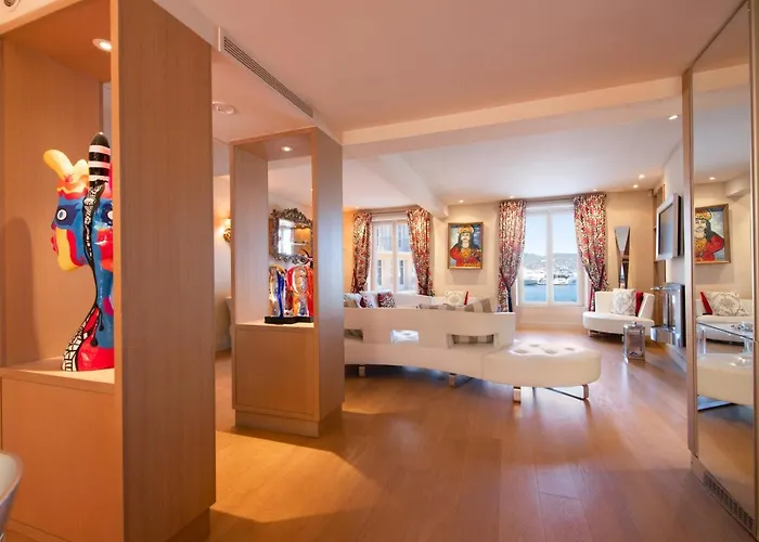 Rare! Appartement, 100m2, Climatisé - Port De Appartement Saint-Tropez