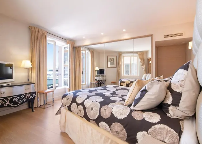 Rare! Appartement, 100m2, Climatisé - Port De Appartement Saint-Tropez